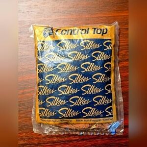 Silkies Control Top Pantyhose | Nude | Large